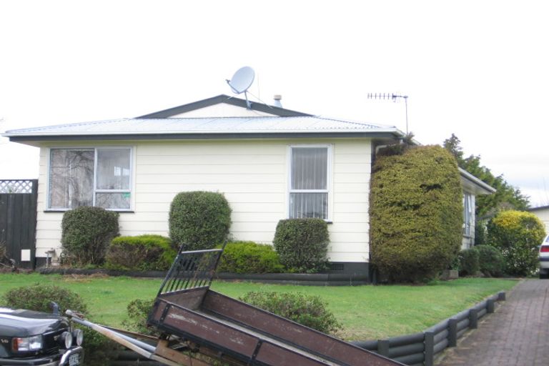 Photo of property in 11 Capri Place, Awapuni, Palmerston North, 4412