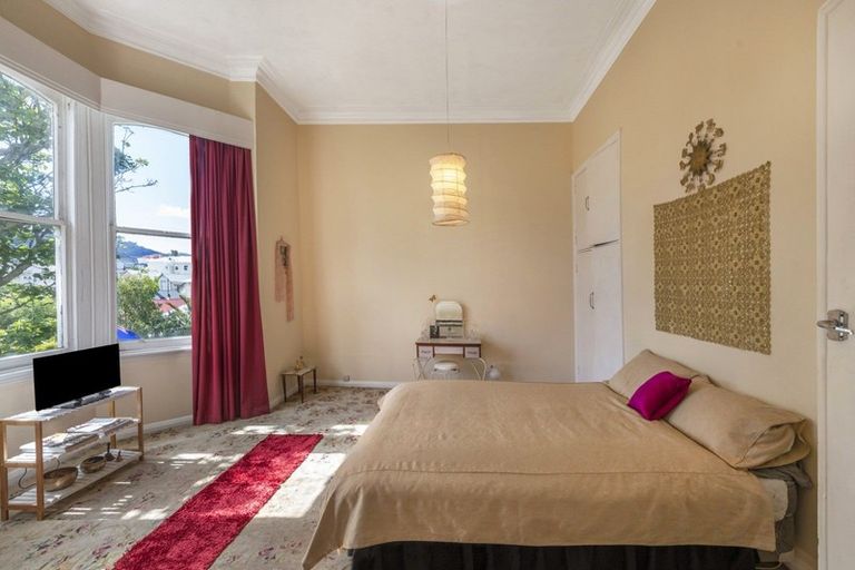 Photo of property in 43 Austin Street, Mount Victoria, Wellington, 6011