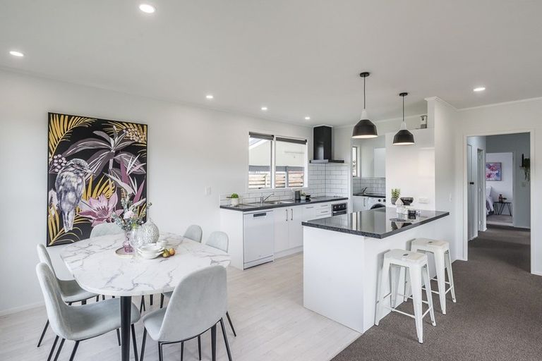 Photo of property in 14b Cypress Grove, Paraparaumu, 5032