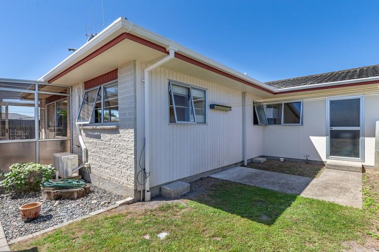 Photo of property in 33/4 Liverpool Street, Levin, 5510