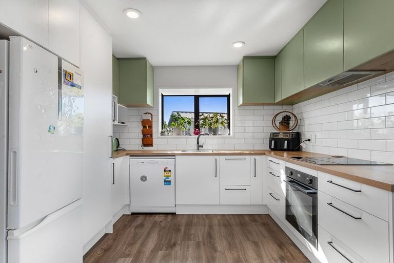 Photo of property in 39 Brookside Road, Rolleston, 7614