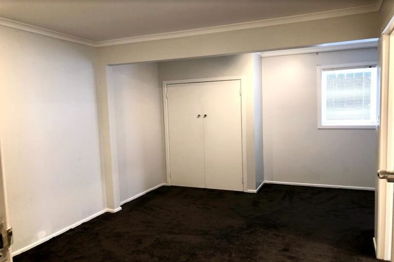 Photo of property in 25 Bradbury Road, Botany Downs, Auckland, 2010