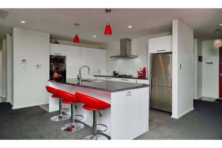 Photo of property in 21 Esk Place, Aranui, Christchurch, 8061