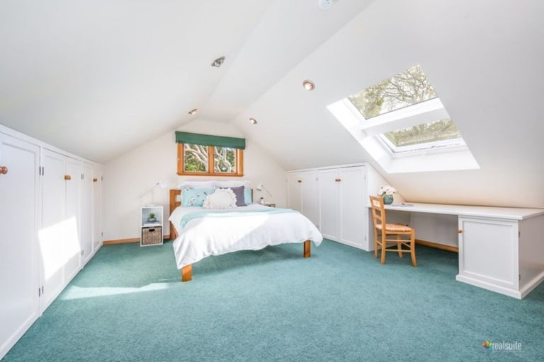 Photo of property in 33 Puriri Street, Woburn, Lower Hutt, 5010