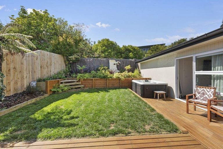 Photo of property in 9 Alison Street, Hamilton Lake, Hamilton, 3204