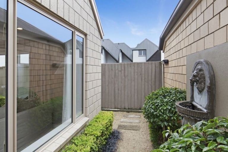 Photo of property in 28 Clissold Street, Merivale, Christchurch, 8014