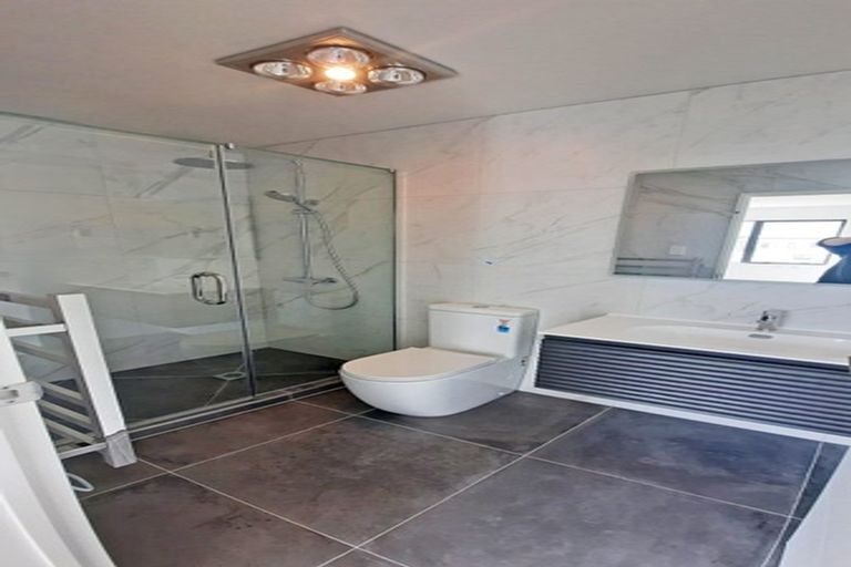 Photo of property in 1 Skua Road, Hobsonville, Auckland, 0616