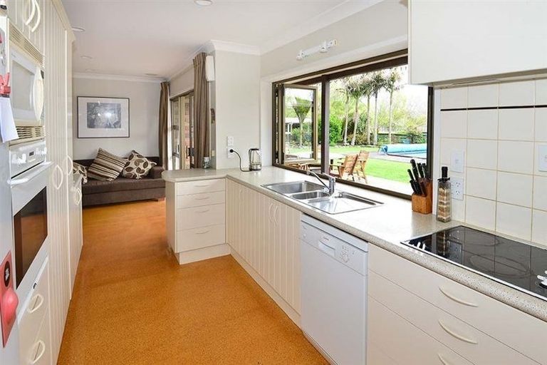 Photo of property in 28 Blackbridge Road, Dairy Flat, Albany, 0794