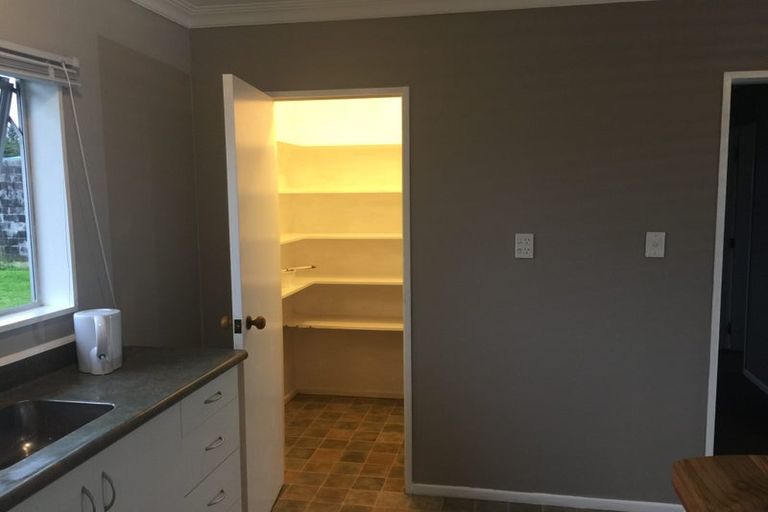 Photo of property in 16 Heather Street, Levin, 5510