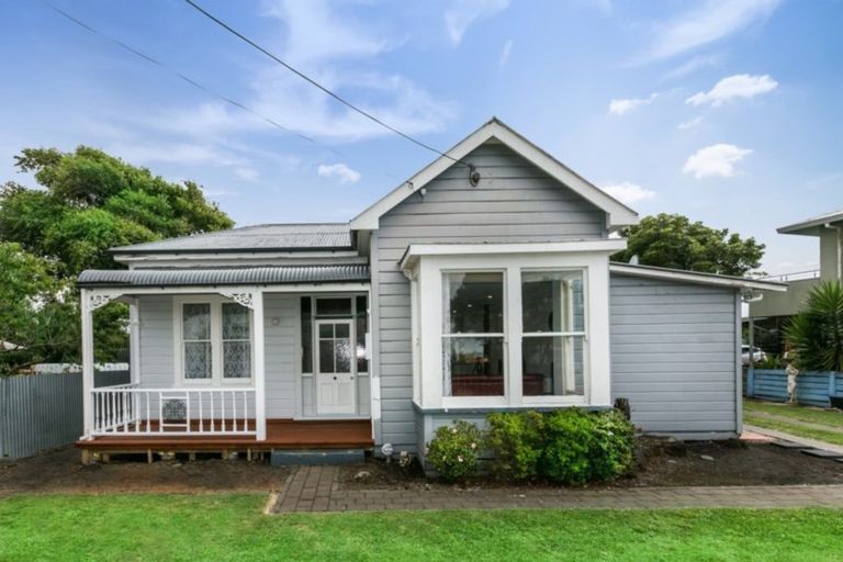 Photo of property in 55 Franklin Road, Bay View, Napier, 4104
