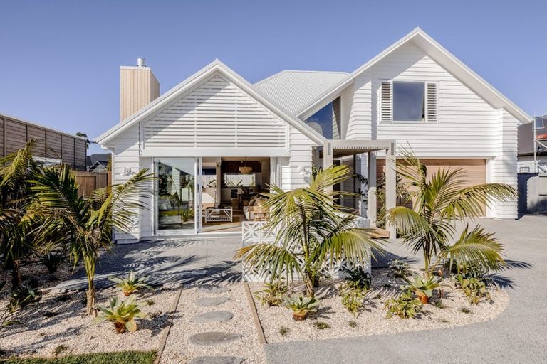 Photo of property in 12 Willow Lane, Acacia Bay, Taupo, 3385