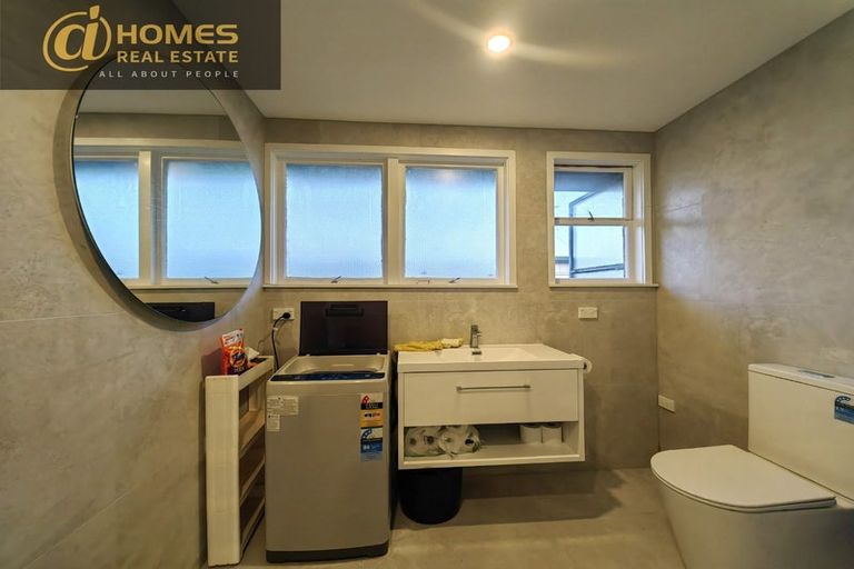 Photo of property in 4/84 Portage Road, New Lynn, Auckland, 0600