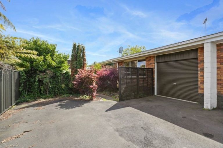 Photo of property in 28 Howell Avenue, Riverlea, Hamilton, 3216