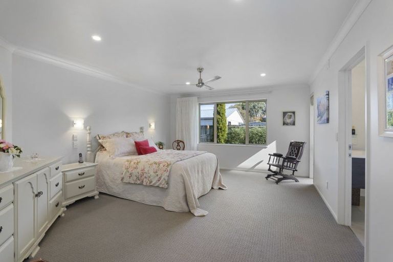 Photo of property in 10 Devon Crescent, Darfield, 7510