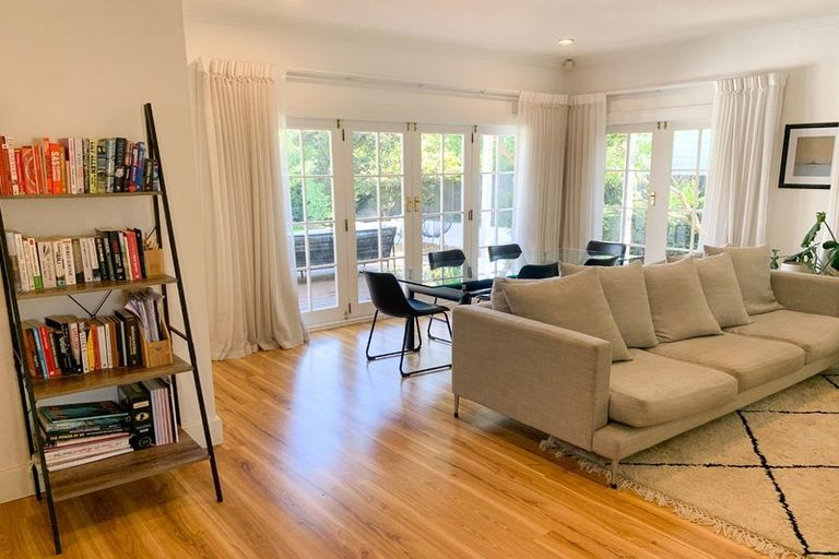 Photo of property in 105 Petrie Street, Richmond, Christchurch, 8013