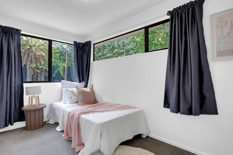 Photo of property in 17 Matipo Crescent, Pukete, Hamilton, 3200