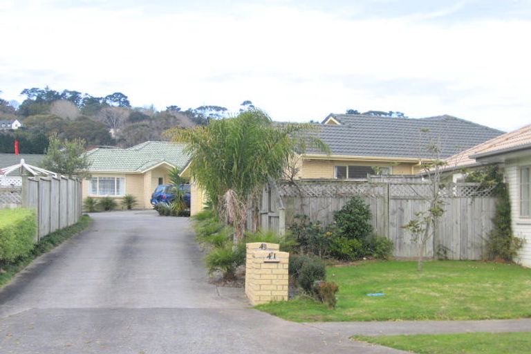 Photo of property in 41 Delmont Close, East Tamaki Heights, Auckland, 2016