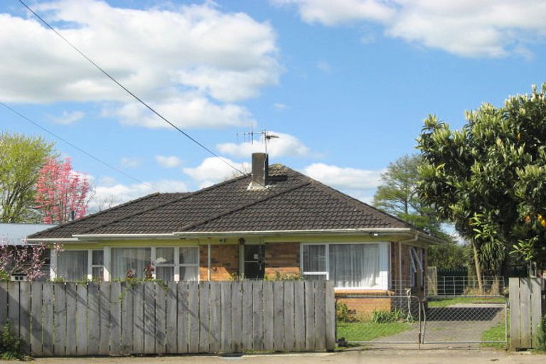 Photo of property in 13 Fergusson Street, Huntly, 3700