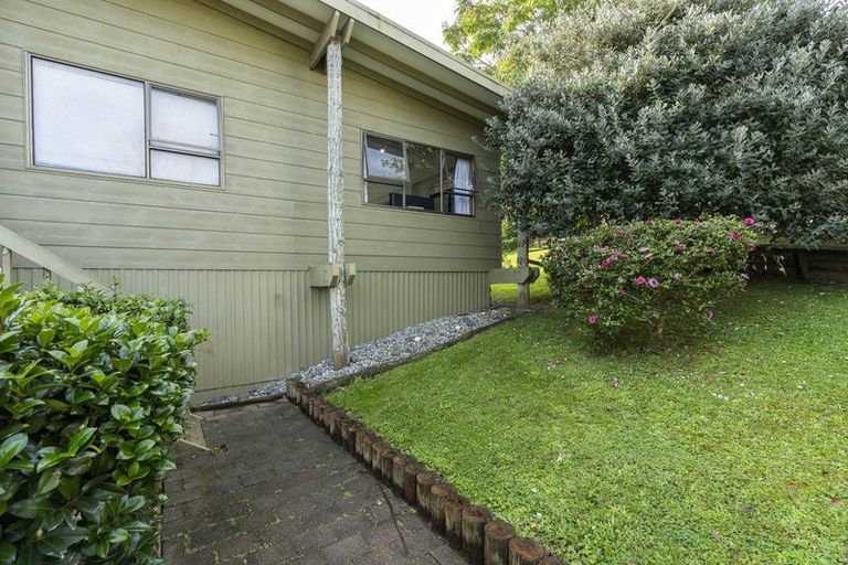 Photo of property in 16 Arawa Place, Onerahi, Whangarei, 0110