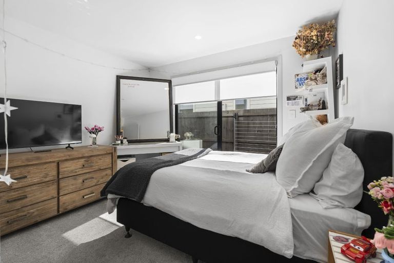 Photo of property in 62 Matangi View Drive, Orewa, 0931