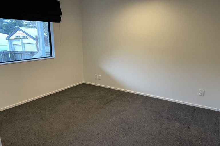 Photo of property in 2c Cashmere Avenue, Khandallah, Wellington, 6035