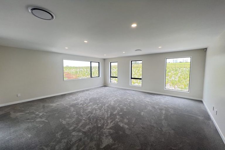 Photo of property in 23 Sidwell Road, Wainui, 0932