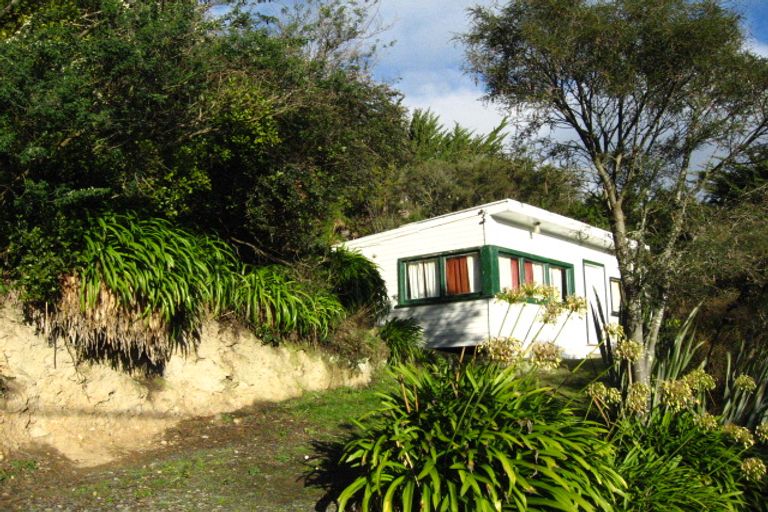 Photo of property in 15 Crescent Street, Purakaunui, Port Chalmers, 9081