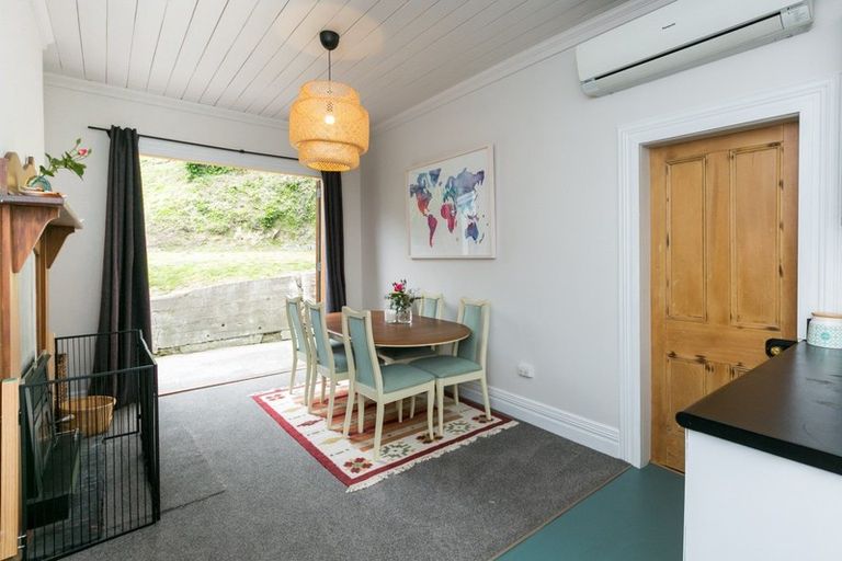 Photo of property in 3 Little Burke Street, Hospital Hill, Napier, 4110