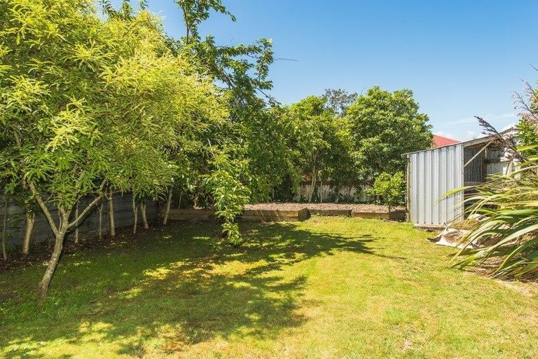 Photo of property in 16 Moana Street, Whanganui East, Whanganui, 4500