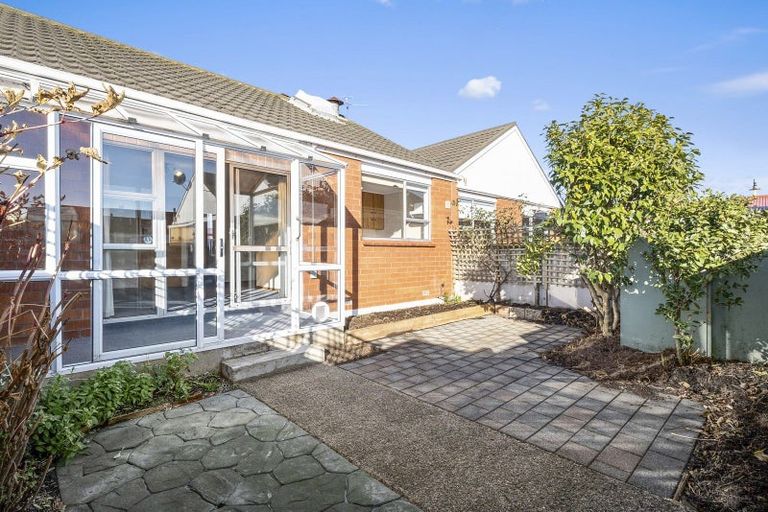 Photo of property in 20b Oxford Street, South Dunedin, Dunedin, 9012