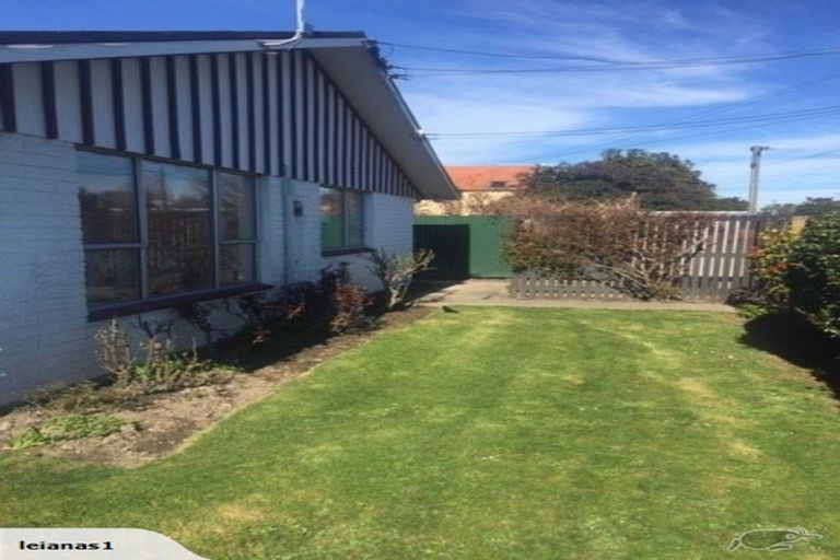 Photo of property in 118 Avonhead Road, Avonhead, Christchurch, 8042