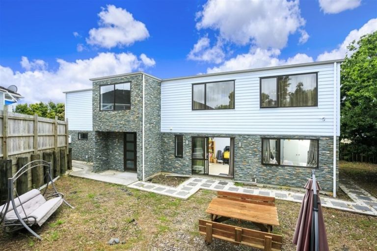 Photo of property in 11a Ludlow Terrace, Totara Vale, Auckland, 0627