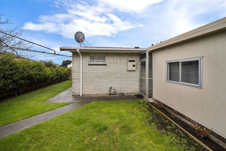 Photo of property in 37 Collins Street, Hawera, 4610