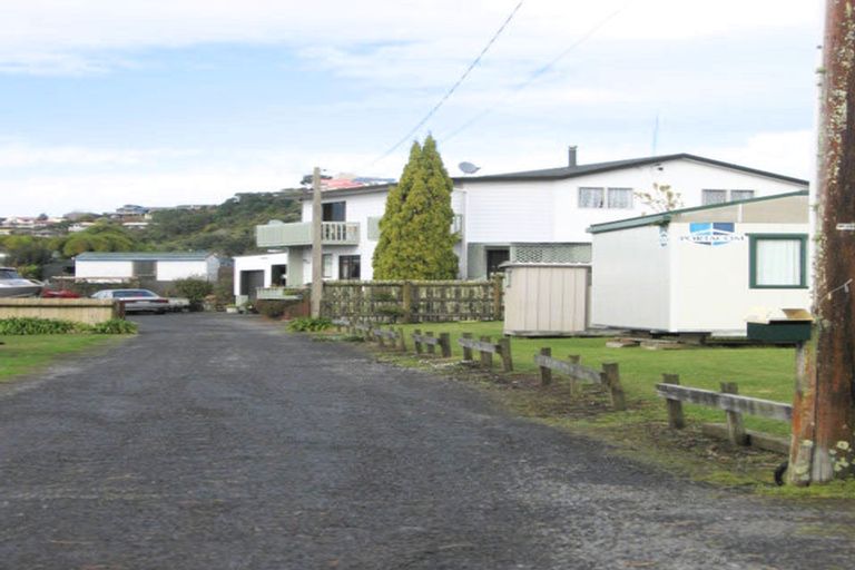 Photo of property in 6 Daphne Road, Tairua, 3508