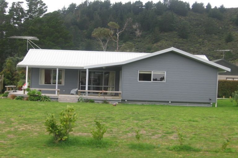 Photo of property in 105 Marram Place, Matarangi, Whitianga, 3592