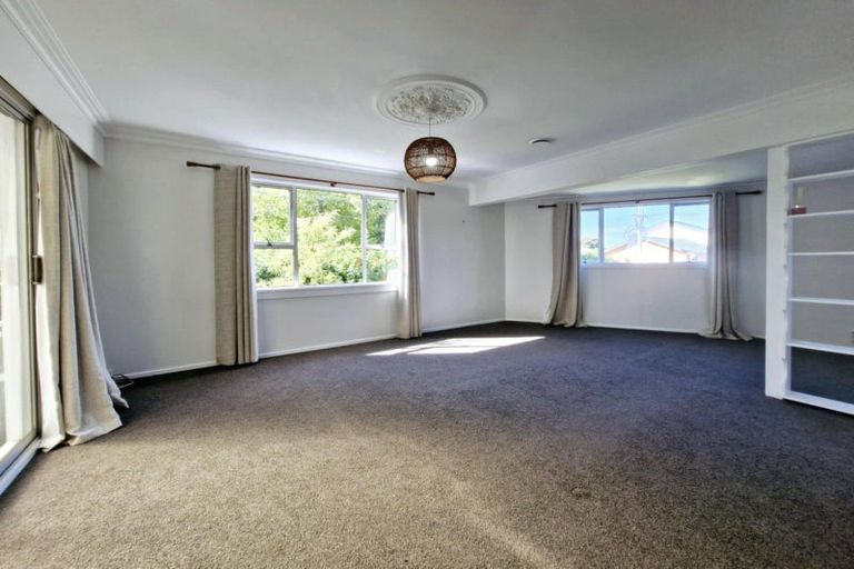 Photo of property in 44 Princess Street, Waitara, 4320