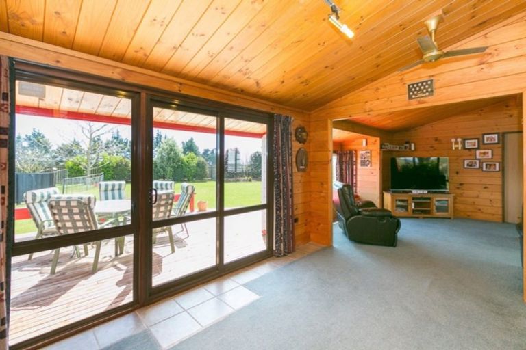 Photo of property in 267 Inland North Road, Tikorangi, Waitara, 4383