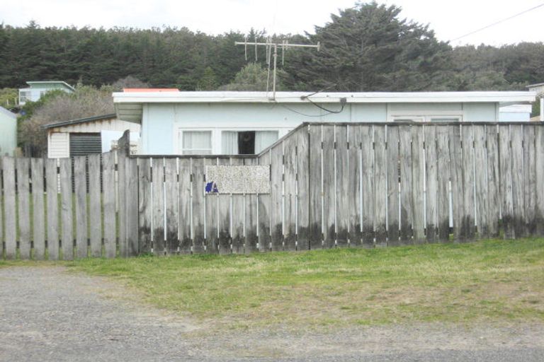 Photo of property in 170 Park Avenue, Waitarere Beach, Levin, 5510
