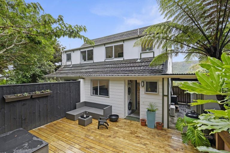 Photo of property in 18a Kingsley Street, Stokes Valley, Lower Hutt, 5019