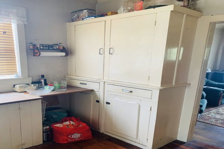 Photo of property in 1/27 Railway Street West, Papakura, 2110