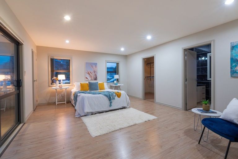 Photo of property in 45 Forrest Hill Road, Milford, Auckland, 0620