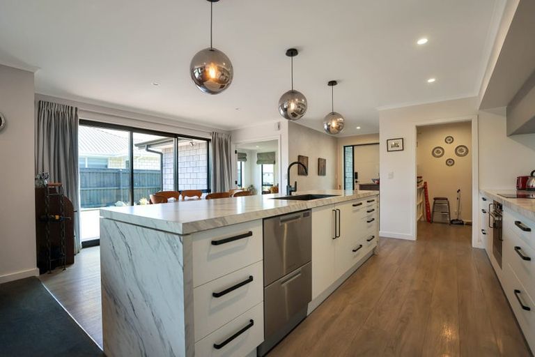 Photo of property in 21 Whiteoak Grove, Tinwald, Ashburton, 7700