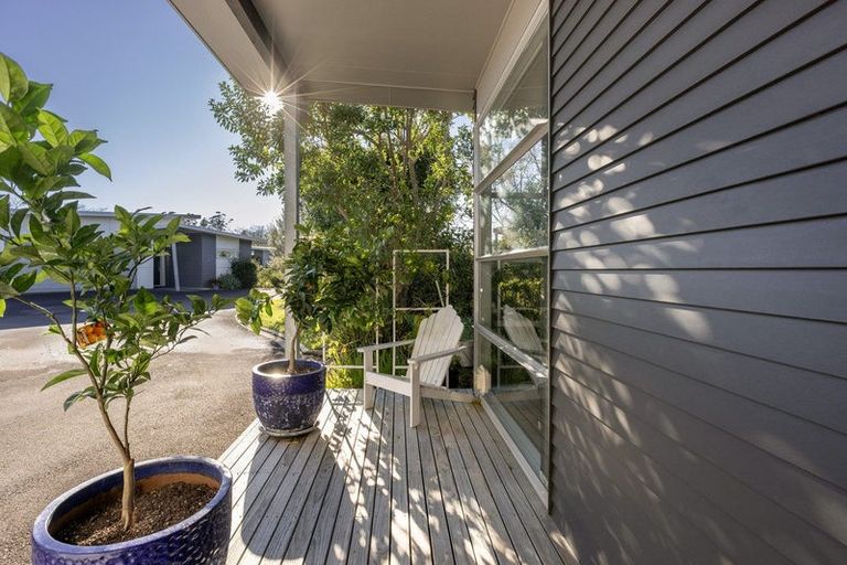 Photo of property in 6 Tory Way, Omokoroa, 3114