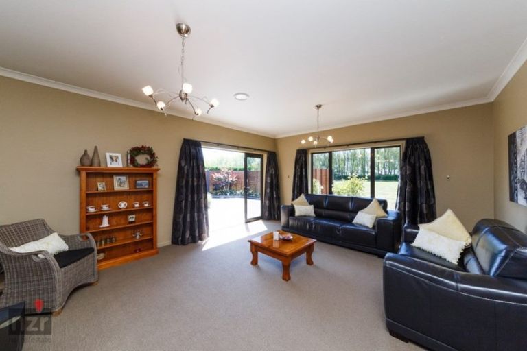 Photo of property in 95 Spur Road, Colyton, Feilding, 4775