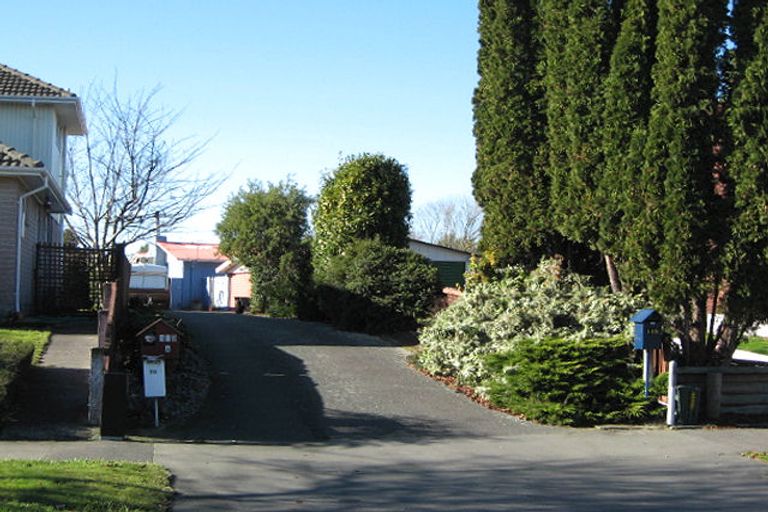 Photo of property in 2/113 Warren Crescent, Hillmorton, Christchurch, 8025