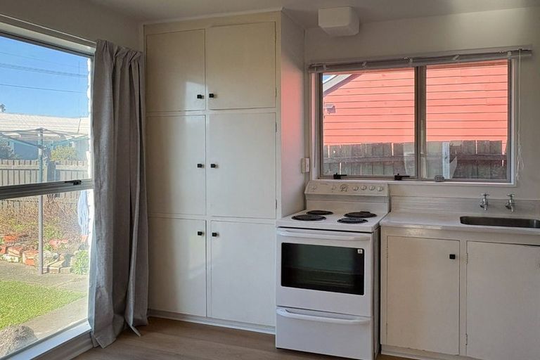 Photo of property in 15 Gilby Street, Linwood, Christchurch, 8011