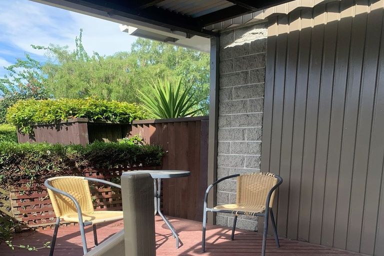 Photo of property in 11 Flower Street, Bryndwr, Christchurch, 8053