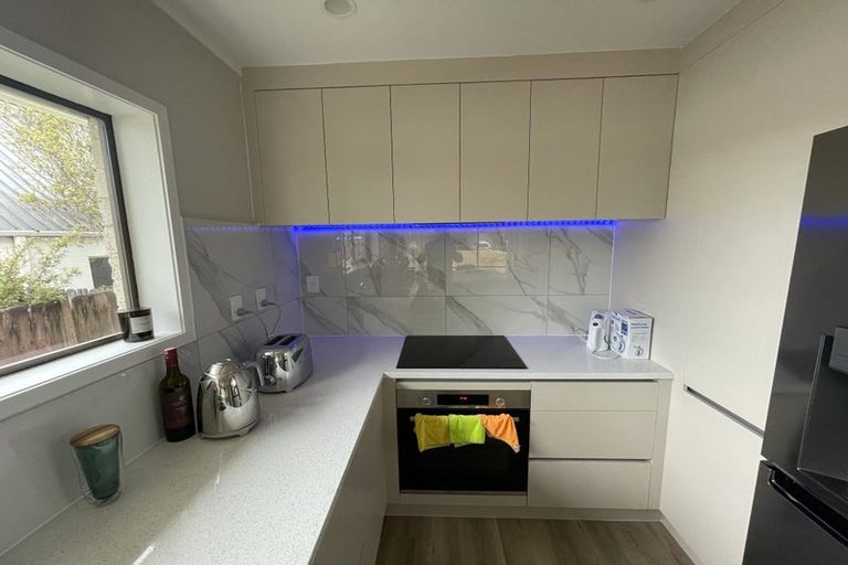 Photo of property in 18 King Richard Place, Browns Bay, Auckland, 0630