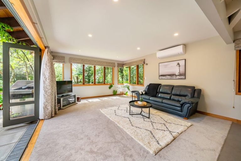 Photo of property in 30c Chatsworth Road, Silverstream, Upper Hutt, 5019