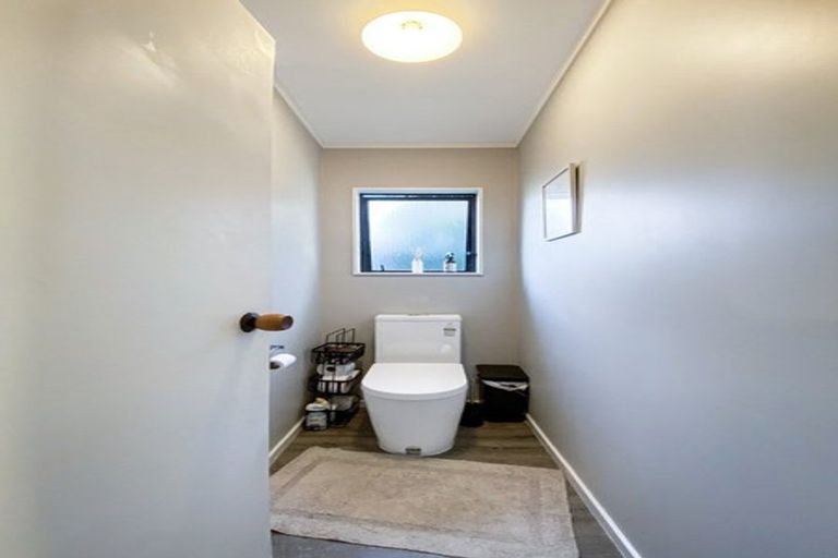 Photo of property in 3a Leinster Avenue, Raumati South, Paraparaumu, 5032